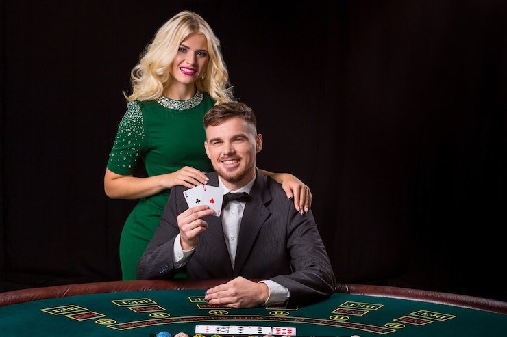 Lightning Roulette live dealer table with multiplier display on ayutogell mobile app